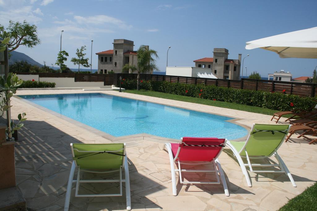 Paradise Latchi Villa Полис Екстериор снимка