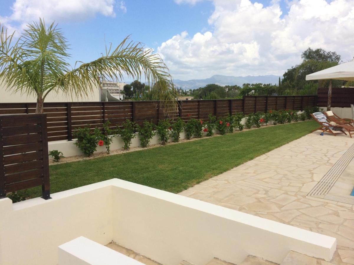 Paradise Latchi Villa Полис Екстериор снимка